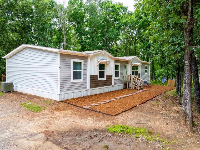 Country Living with Freedom &amp; Convenience on 2.5 +/- - photo 2