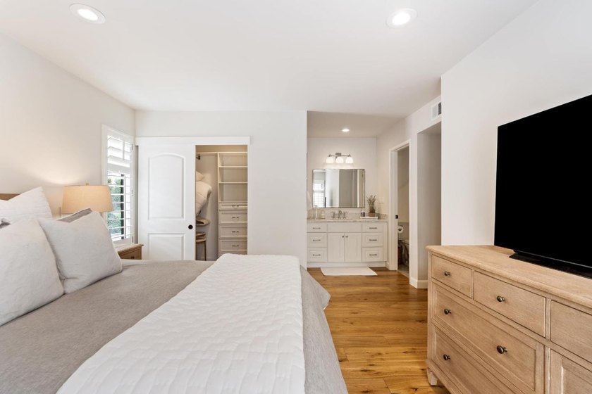 Explore the luxury and bespoke detail throughout this Carmel - photo 13