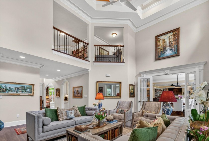 Five-bedroom, three-and-a-half-bathroom, all-brick-and-stone - photo 22