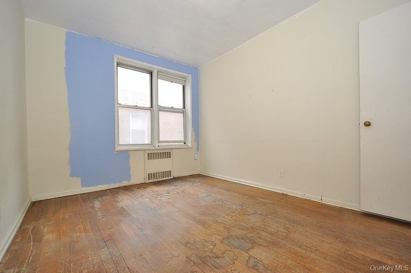 Great opportunity to own a two-bedroom co-op in sought-after - photo 33