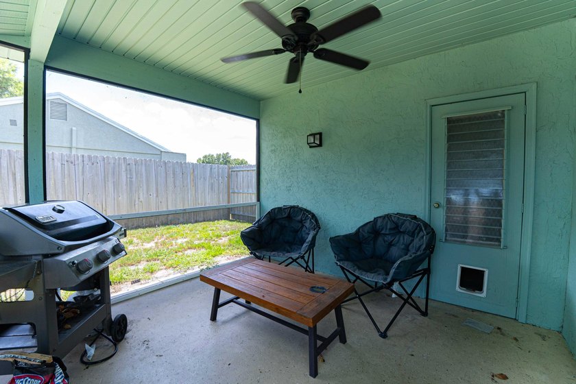 Welcome to this beautifully updated 3-bedroom, 2-bath home, this - photo 12