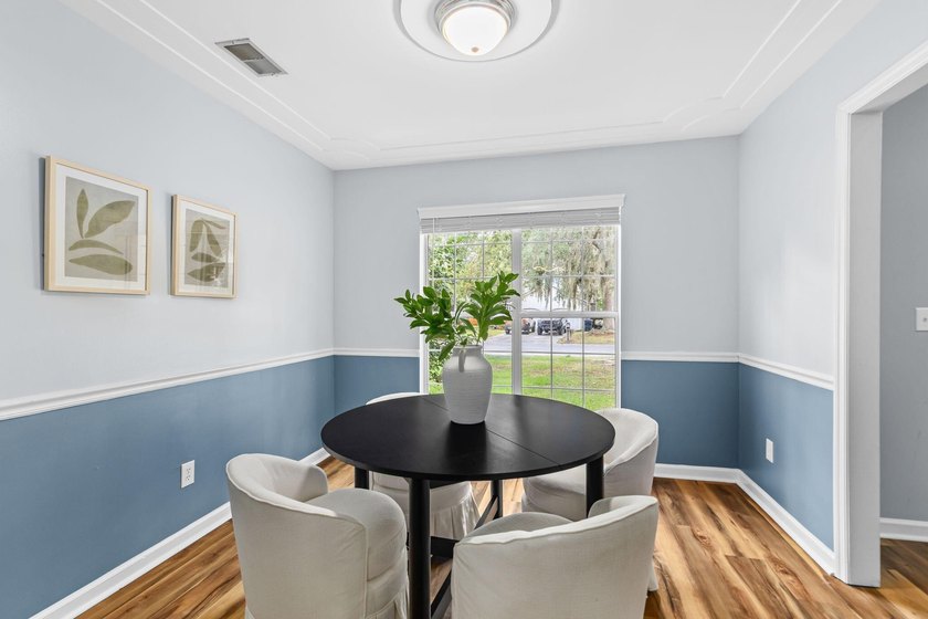Welcome to 5452 Roxbury Dr., North Charleston--where timeless - photo 7