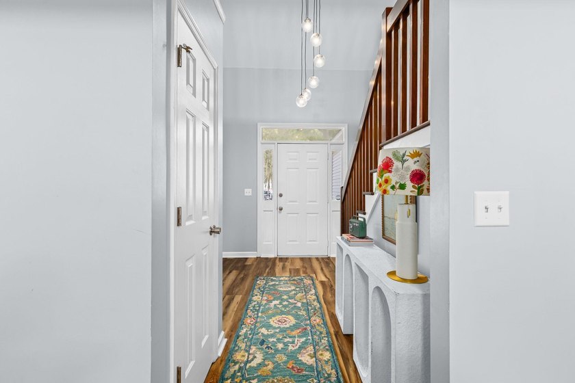 Welcome to 5452 Roxbury Dr., North Charleston--where timeless - photo 9