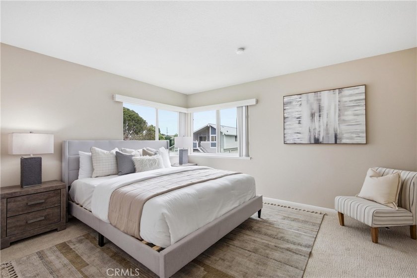 Welcome to this charming 3-bedroom, 1.5-bath home nestled in the - photo 11