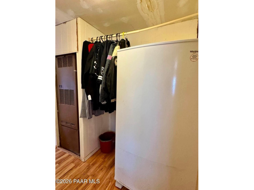 Charming 3-Bedroom Home on owned land with Bonus Space. Prime - photo 24