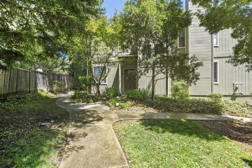 Best location and value in the Hidden Oaks community! The 2 - photo 37