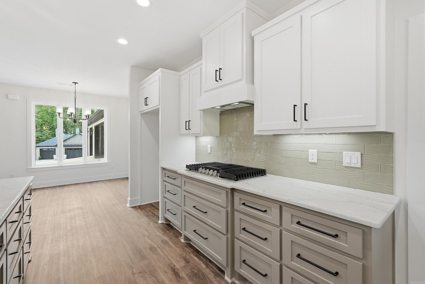 Experience refined new construction by Guerrero Custom Homes at - photo 10