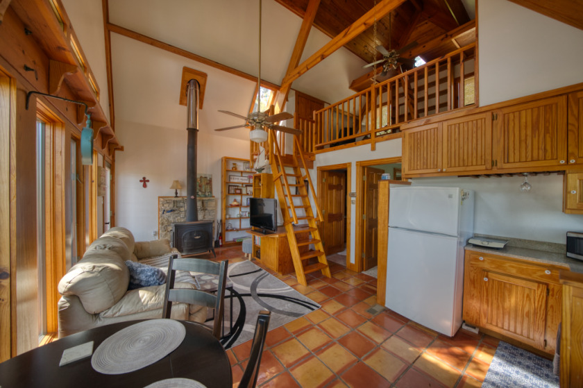 Fascinating Architecture with a Great Beaver Lake View! SOLD - photo 26