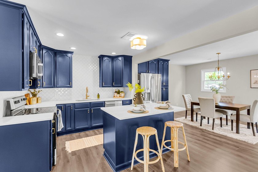 Welcome home to 1668 Mepkin Road! This beautifully updated - photo 5