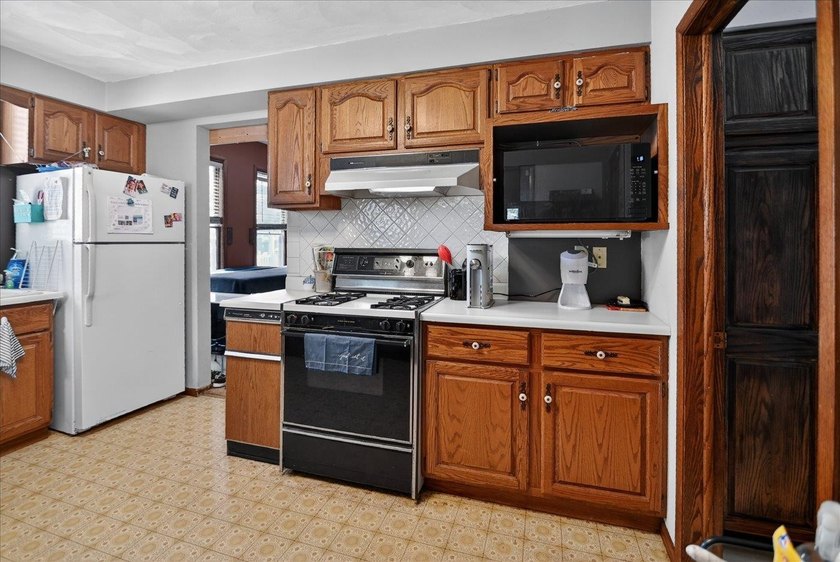 Rare opportunity for owner-occupants and investors alike!! This - photo 8