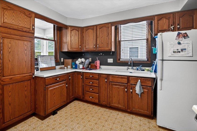 Rare opportunity for owner-occupants and investors alike!! This - photo 10