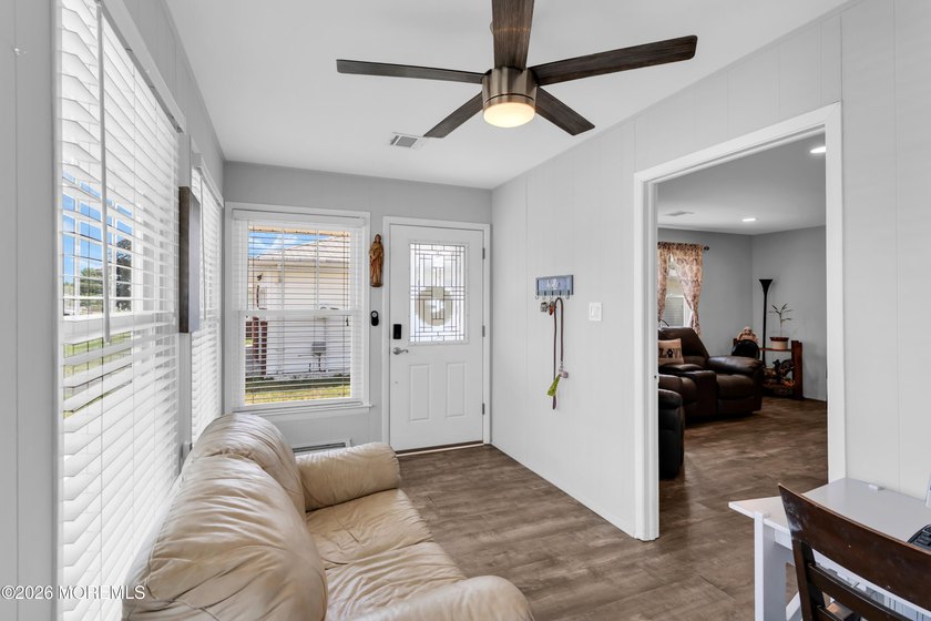 Welcome to this warm and inviting 2-bedroom, 1-bath home in the - photo 5