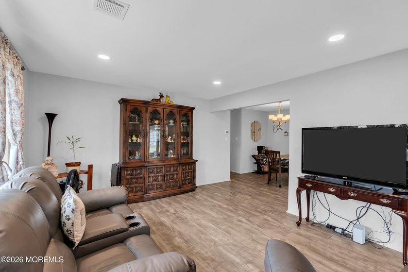 Welcome to this warm and inviting 2-bedroom, 1-bath home in the - photo 10