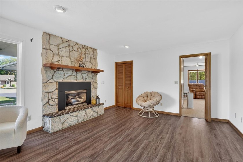 All-brick home offering space and comfort throughout! Features a - photo 9