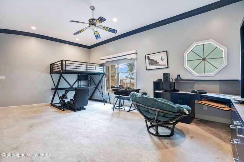 Luxury mini estate, acreage, cul-de-sac, pool... this one - photo 27