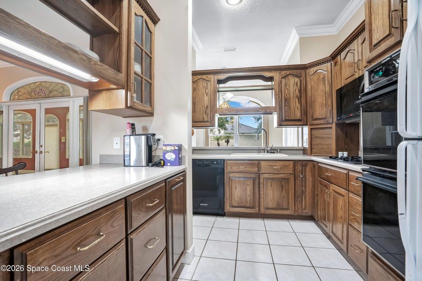 Luxury mini estate, acreage, cul-de-sac, pool... this one - photo 31