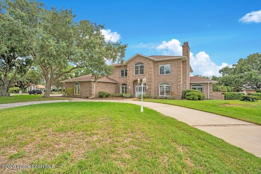 Luxury mini estate, acreage, cul-de-sac, pool... this one - photo 45