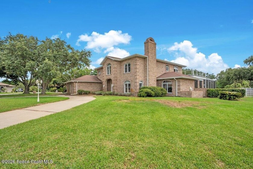 Luxury mini estate, acreage, cul-de-sac, pool... this one - photo 47