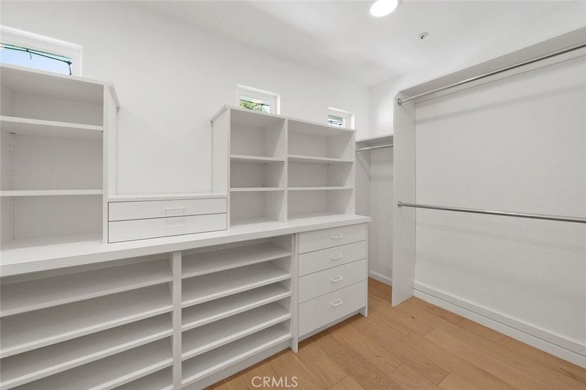 Set in the coveted enclave of Ferrini Heights, 333 Twin Ridge - photo 32
