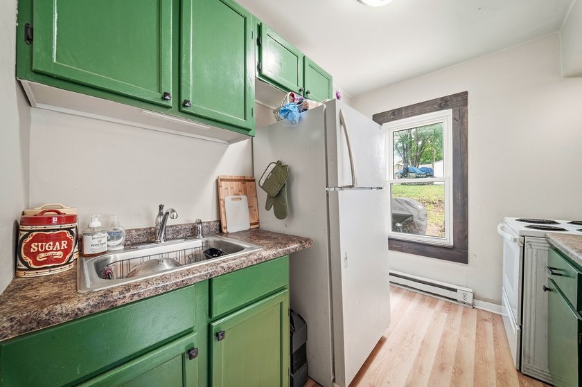 Affordable opportunity in a convenient Chippewa Falls location! - photo 12