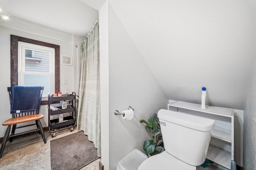 Affordable opportunity in a convenient Chippewa Falls location! - photo 19