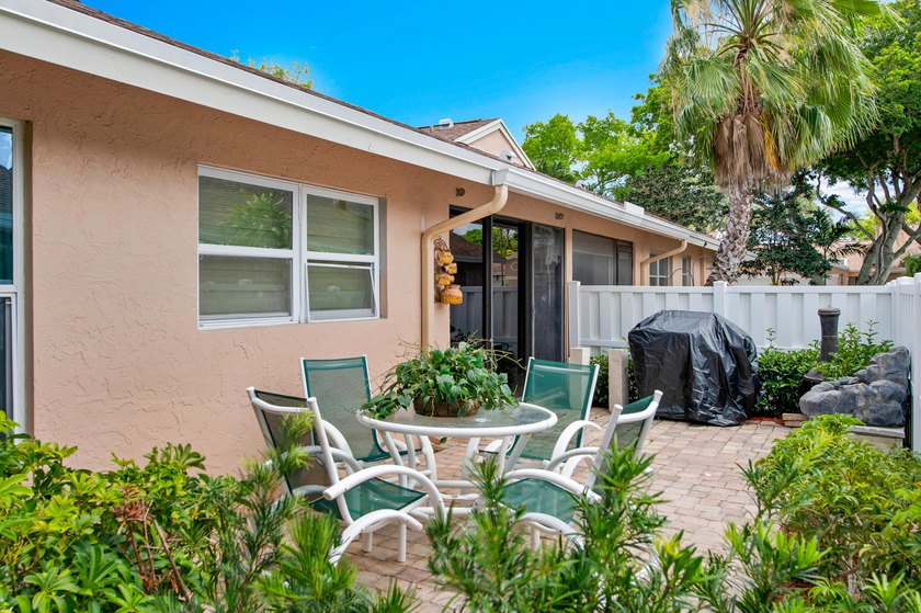 NEW, NEW, NEW!! Priced to SELL!!!! Completely renovated and - photo 38