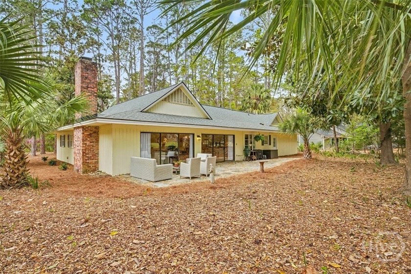 Welcome to this adorable, updated cottage in The Landings on - photo 39