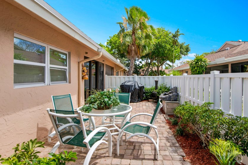 NEW, NEW, NEW!! Priced to SELL!!!! Completely renovated and - photo 39
