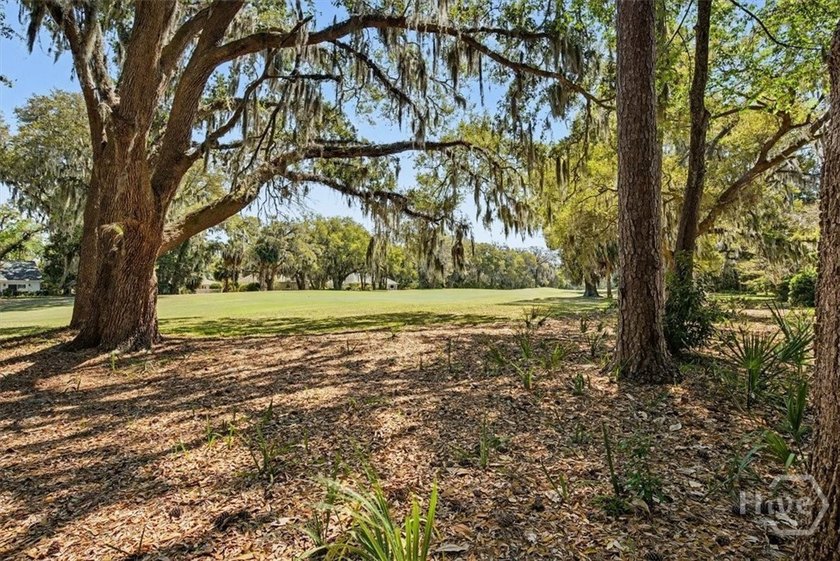 Welcome to this adorable, updated cottage in The Landings on - photo 44