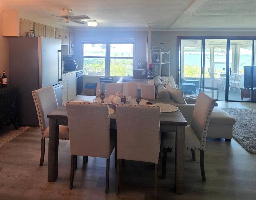 Unbeatable Value: Direct Waterfront Living on the Manatee River! - photo 17