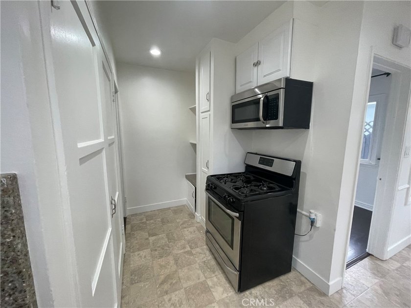 Price Reduced! All Offers Welcome --- Welcome to 2221 Granada - photo 20