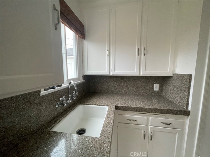 Price Reduced! All Offers Welcome --- Welcome to 2221 Granada - photo 25
