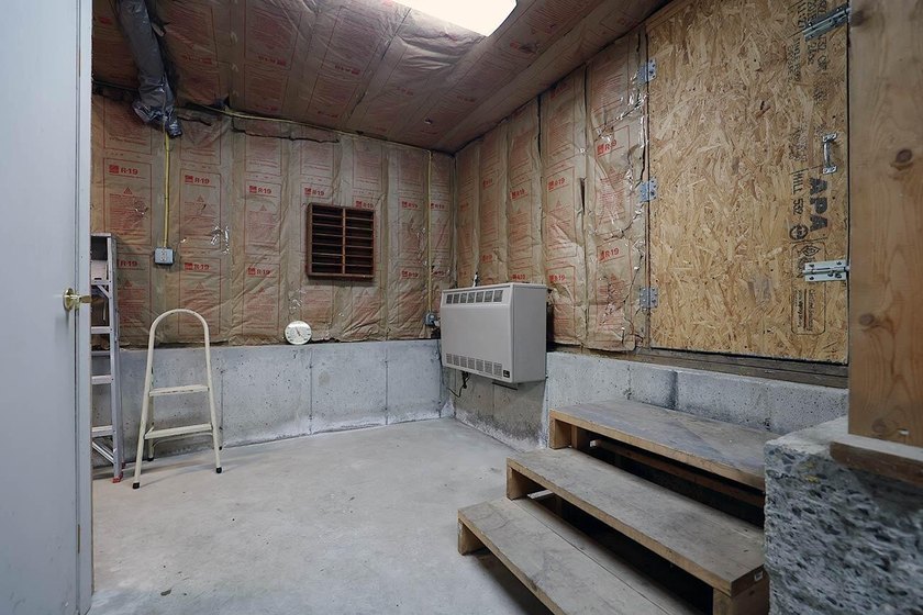 Tremendous commercial opportunity in a high-visibility location - photo 35