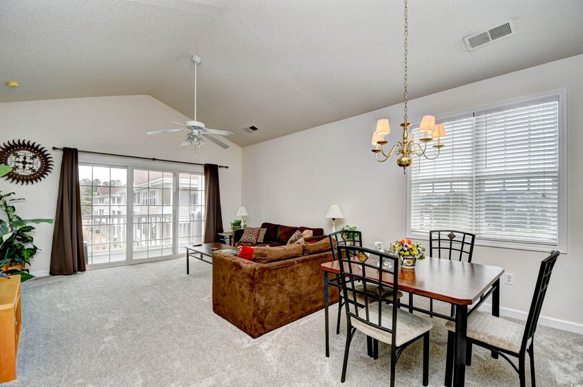 You will love this beautiful top floor end unit offering 2 - photo 9