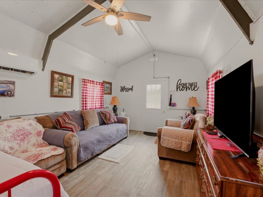 3 Homes Close to Cherokee Lake - photo 10