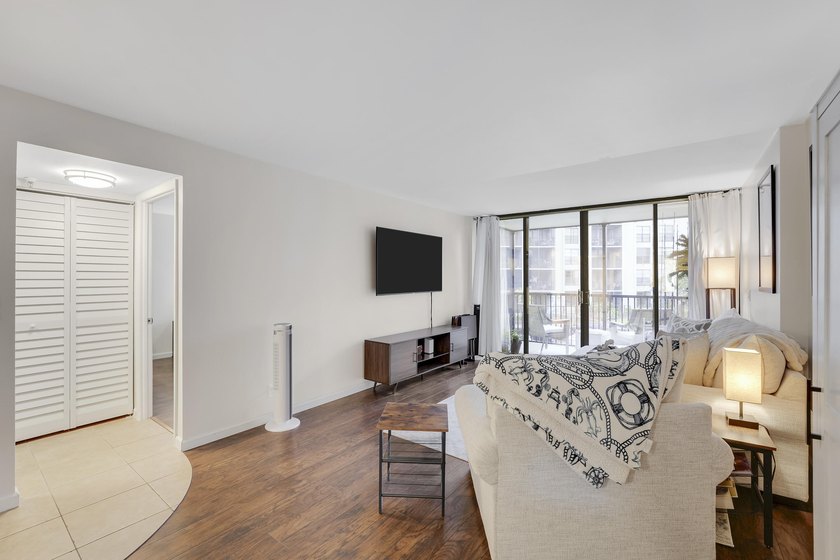 NEW PRICE! One of the best values currently available in East - photo 16