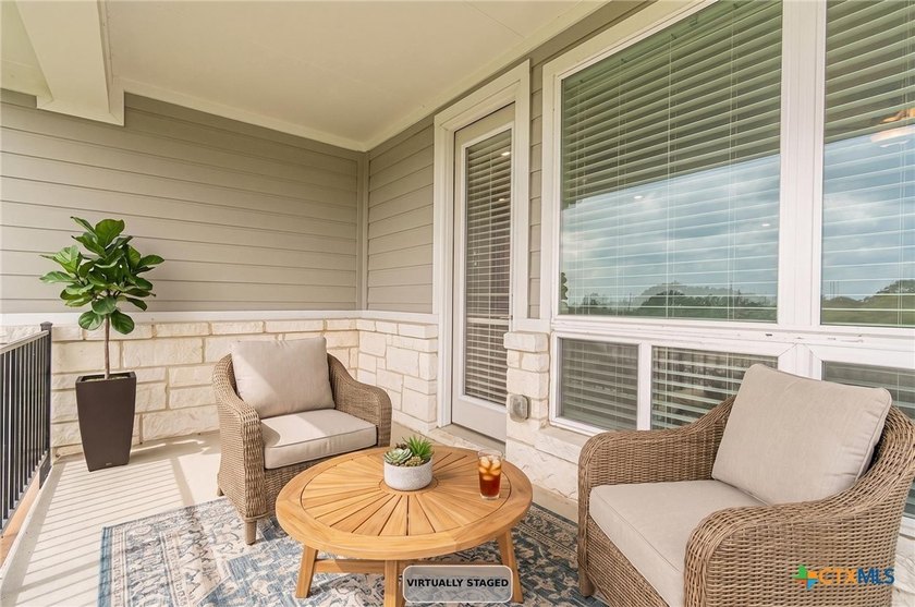 Incredible Ownership Opportunity - Charming Cottage with no rear - photo 33