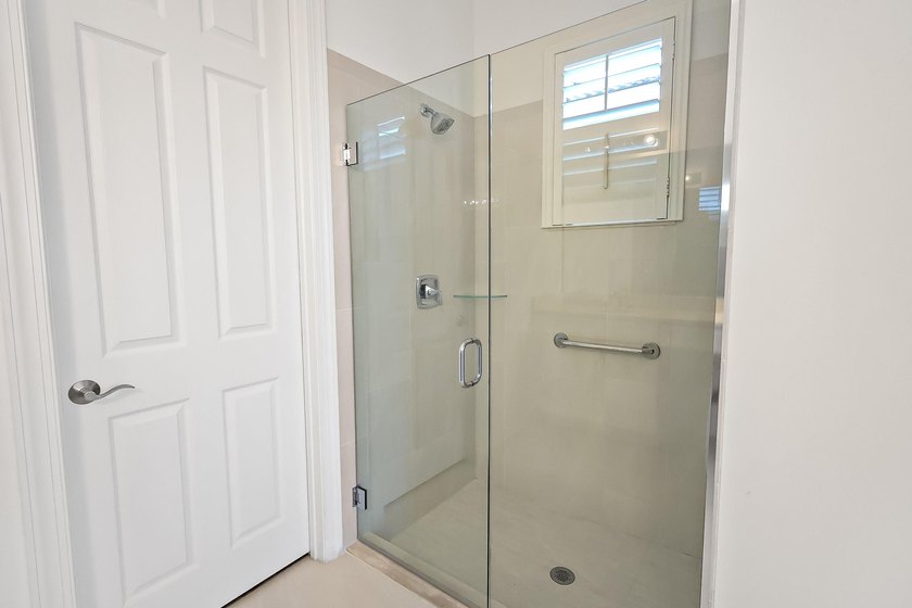 Welcome to both a home and community with endless luxury - photo 12