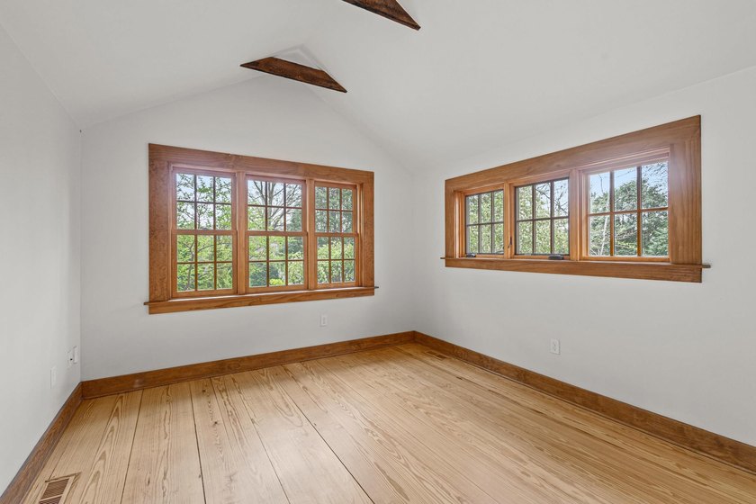 Own a piece of Shorewood Hills history with this one-of-a-kind - photo 9