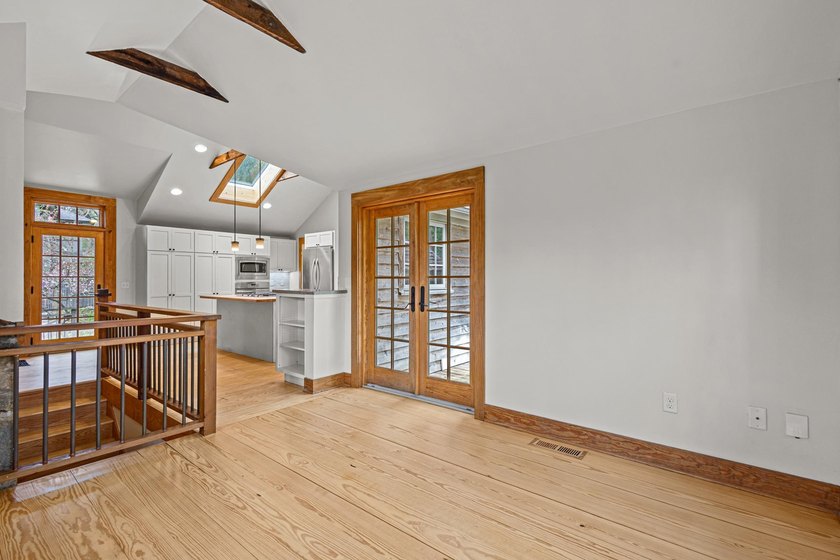 Own a piece of Shorewood Hills history with this one-of-a-kind - photo 10