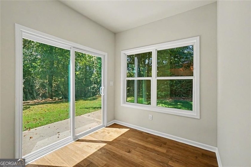Brand new construction in great lake front development, Crystal - photo 14