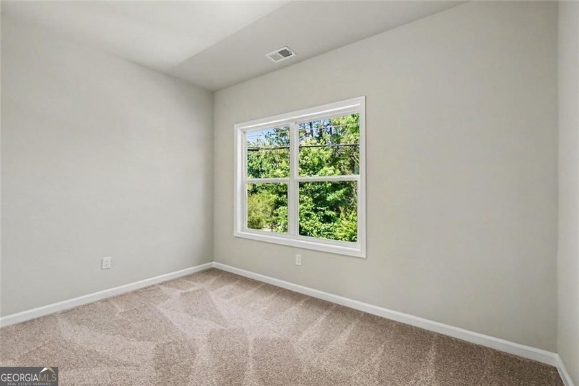 Brand new construction in great lake front development, Crystal - photo 18