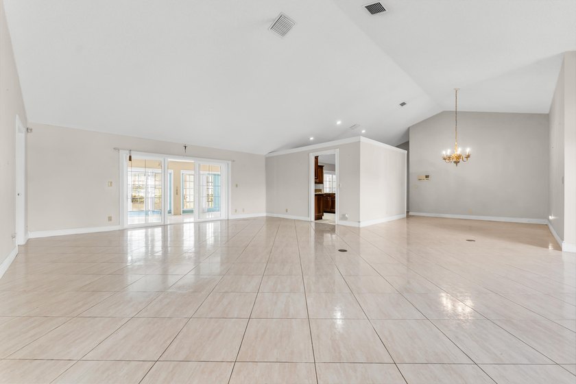 Step into this beautifully bright and spacious corner lot home - photo 30
