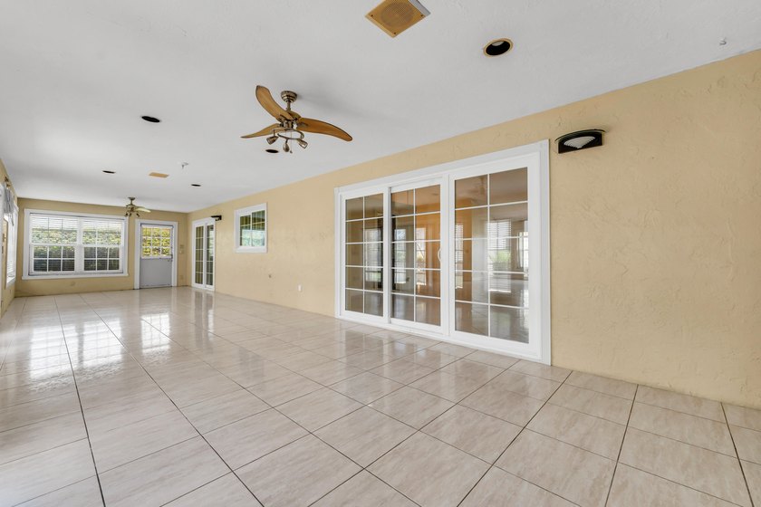 Step into this beautifully bright and spacious corner lot home - photo 37