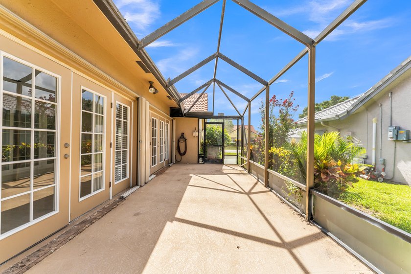 Step into this beautifully bright and spacious corner lot home - photo 43