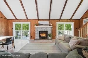 Beautifully maintained, thoughtfully updated, and truly move-in - photo 12