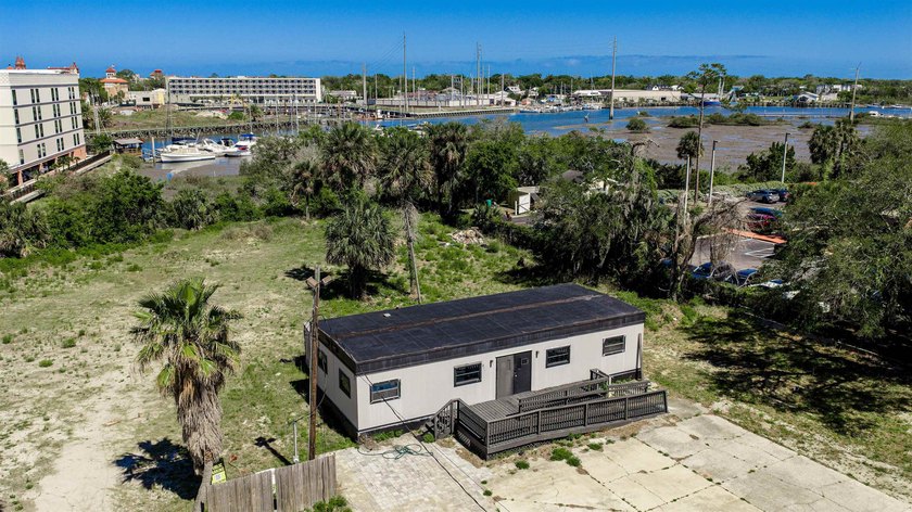 Prime commercial opportunity in the heart of St. Augustine! - photo 28
