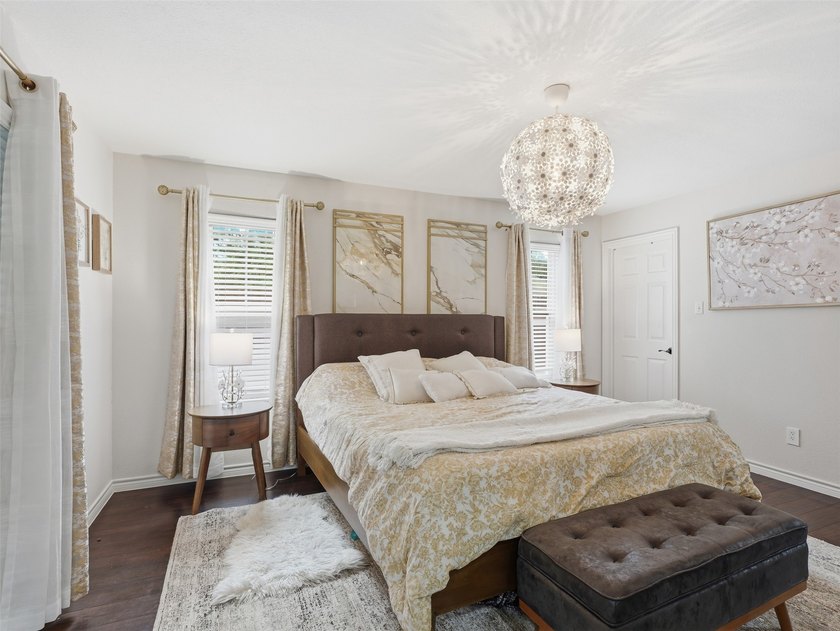Stunning, move-in-ready 3-bedroom, 2-bath home in Lake Worth - photo 12