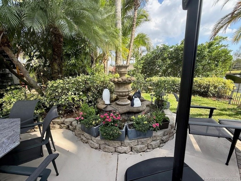 An Entertainer's Paradise - Truly One of a Kind! Welcome to a - photo 17