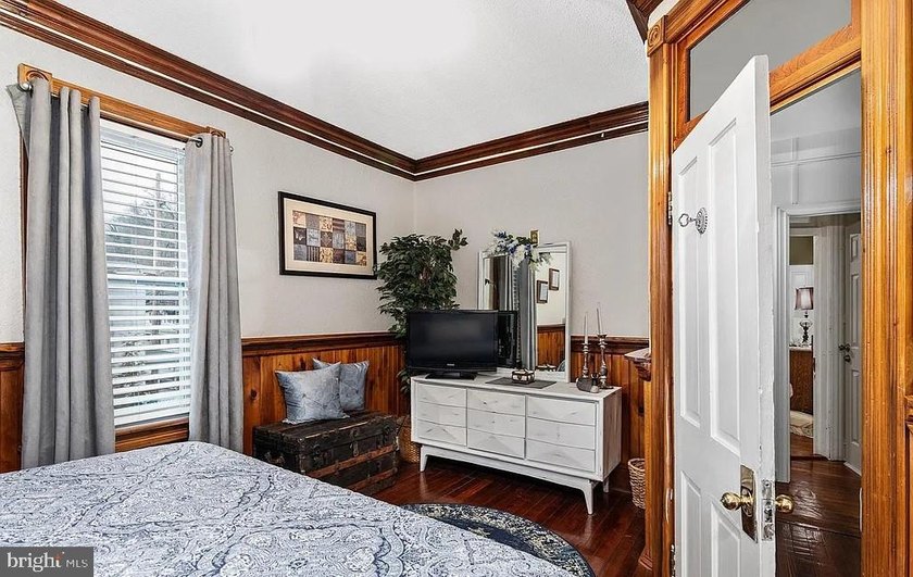 Welcome to Marigold Manor - a fully operating short term rental - photo 29